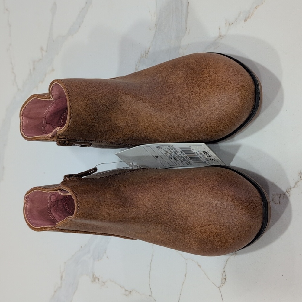 Cat & Jack Boots 9 - Picture 2 of 5